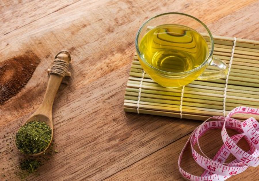 Segít a fogyásban, a szív- és érrendszer védelmében – zöld tea